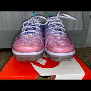 Women’s Nike Vapormax size 7.5
